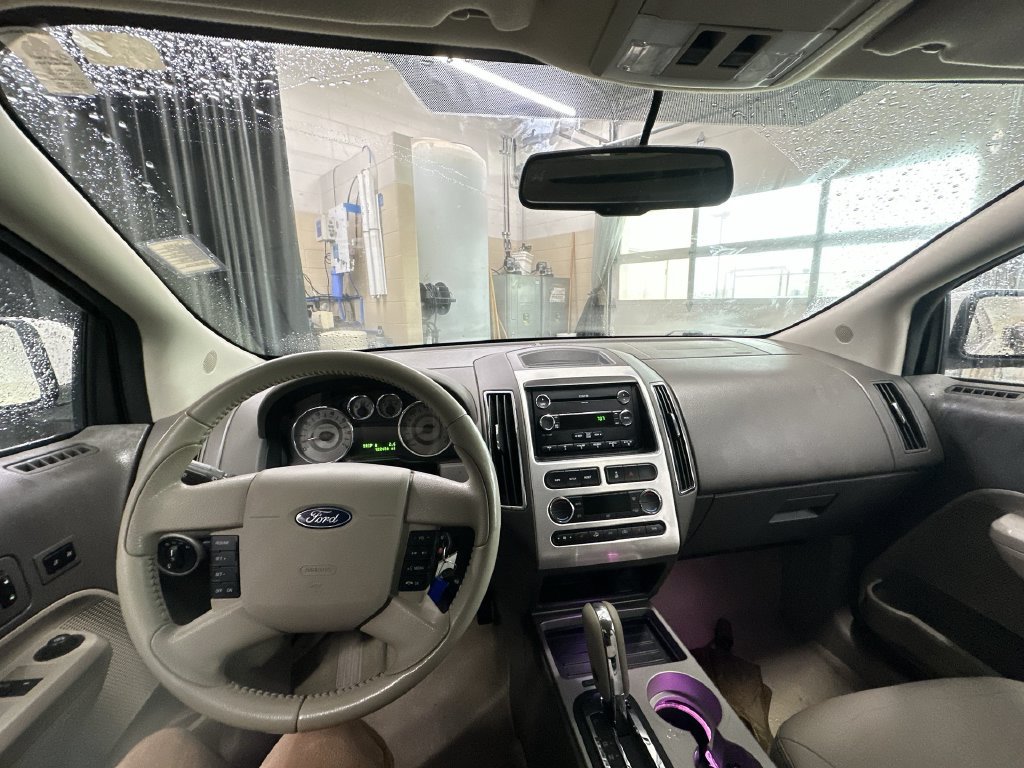 Used 2009 Ford Edge Limited FWD image 10