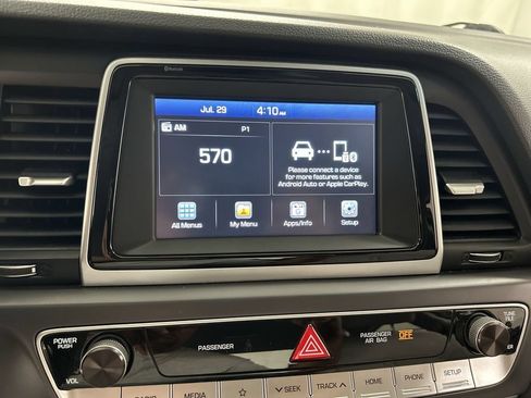 Used 2019 Hyundai Sonata SE FWD image 14