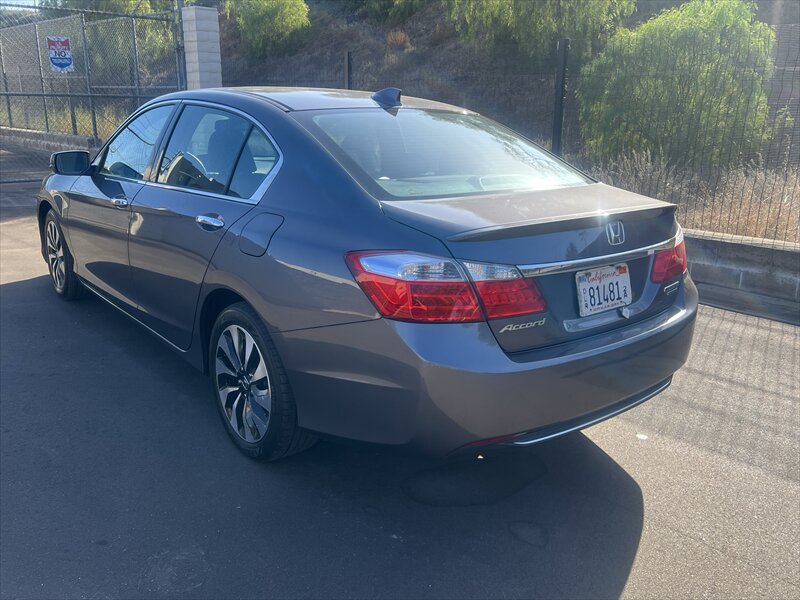 Used 2015 Honda Accord Touring image 17