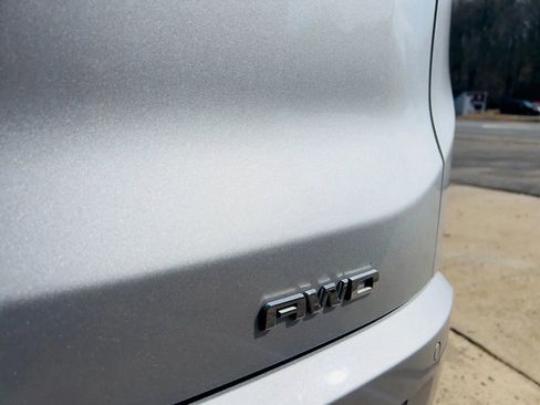 Used 2017 GMC Acadia Denali w/ Technology Package image 13