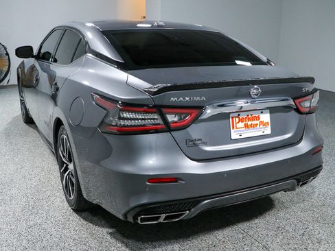 Used 2022 Nissan Maxima SV w/ Floor Mat Group FWD image 9
