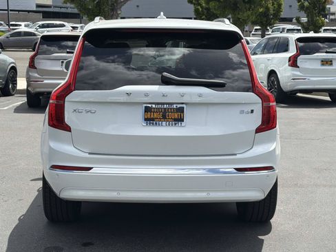 Certified 2023 Volvo XC90 B6 Ultimate w/ Protection Package Premier AWD/4WD image 6