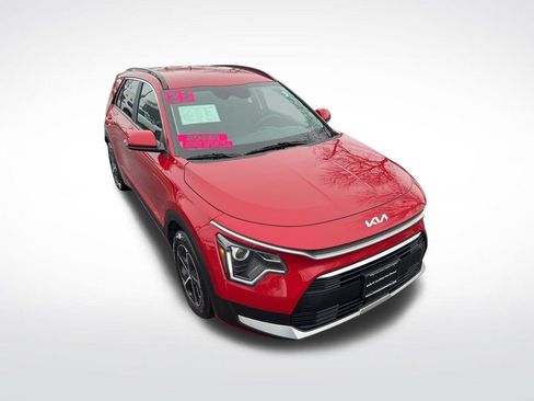 Certified 2023 Kia Niro EX image 40