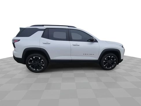 Used 2025 Chevrolet Equinox RS w/ Safety and Technology Package FWD image 9