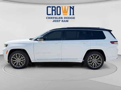 Used 2023 Jeep Grand Cherokee L Summit AWD/4WD image 6