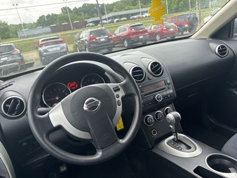 Used 2010 Nissan Rogue S w/ 360 Degree Value Pkg AWD/4WD image 12