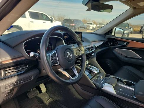 Used 2022 Acura MDX FWD w/ Technology Package image 2
