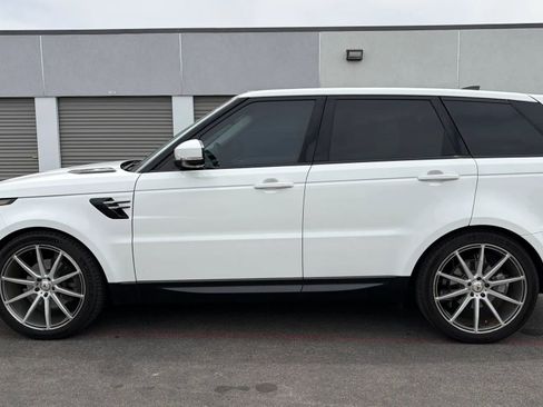 Used 2018 Land Rover Range Rover Sport HSE AWD/4WD image 2