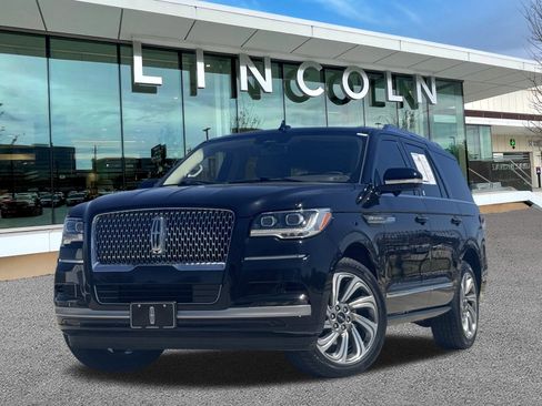 Certified 2023 Lincoln Navigator Reserve image 1