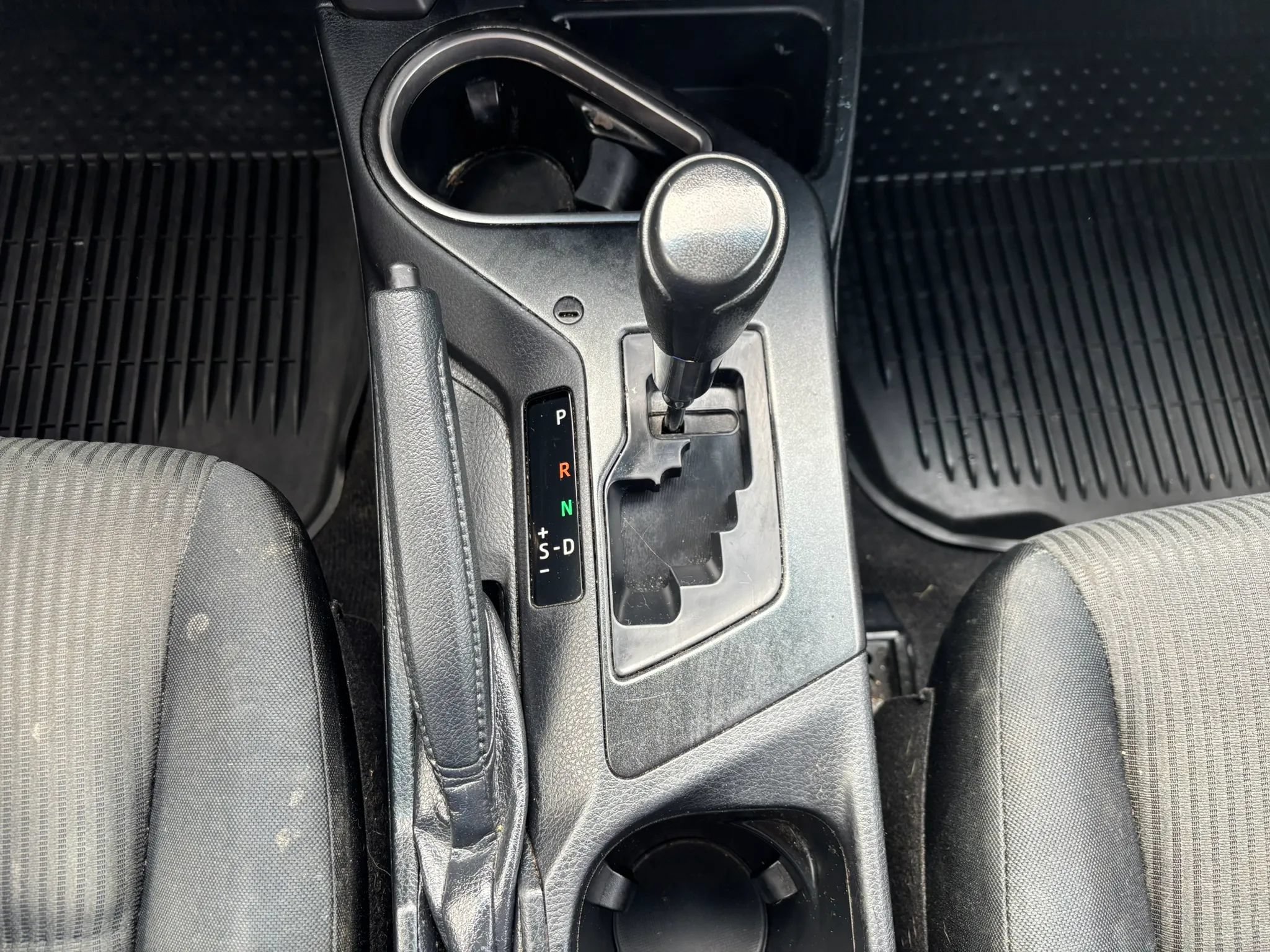 Used 2016 Toyota RAV4 LE FWD image 23