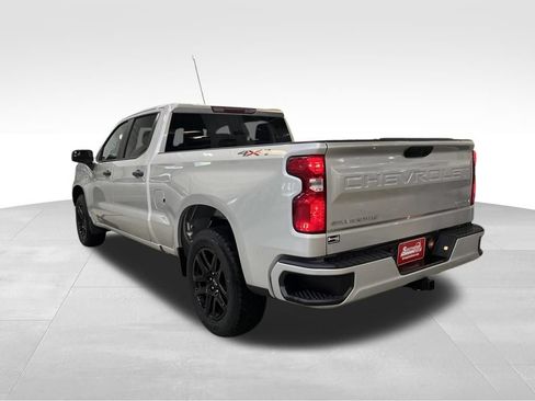 Used 2022 Chevrolet Silverado 1500 Custom AWD/4WD image 3