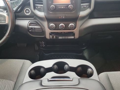 Used 2024 RAM 3500 Tradesman w/ Chrome Appearance Group image 21