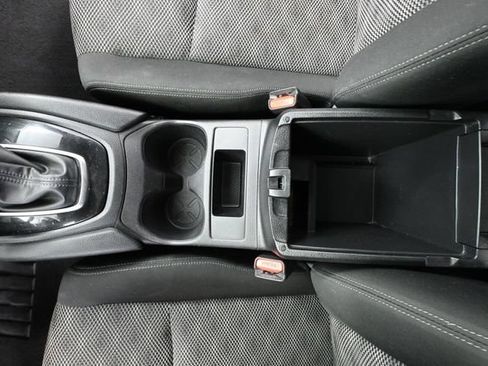 Used 2017 Nissan Rogue Sport SV AWD/4WD image 33