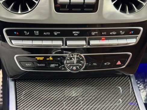 Used 2021 Mercedes-Benz G 63 AMG 4MATIC w/ G Manufaktur Interior Package image 38