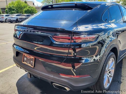 Used 2021 Porsche Cayenne Coupe image 6