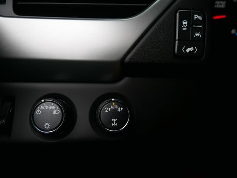 Used 2017 Chevrolet Tahoe LT image 25