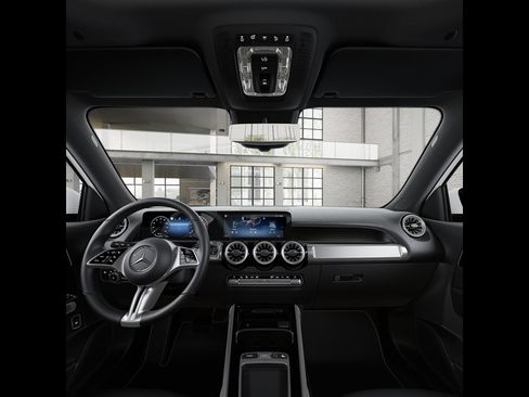 Certified 2026 Mercedes-Benz GLB 250 4MATIC image 42