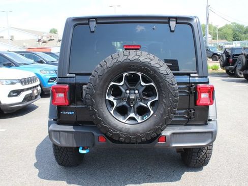 Used 2023 Jeep Wrangler Unlimited Rubicon 4xe AWD/4WD image 28