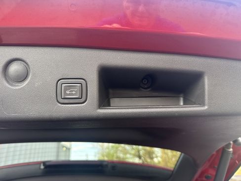 Used 2024 Chevrolet Equinox RS w/ RS Leather Package image 13