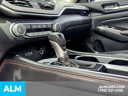 Used 2024 Nissan Altima 2.5 SR FWD image 24