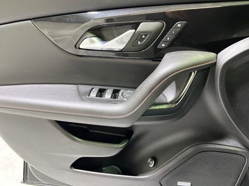 Certified 2023 Chevrolet Blazer RS w/ Driver Confidence II Package image 25