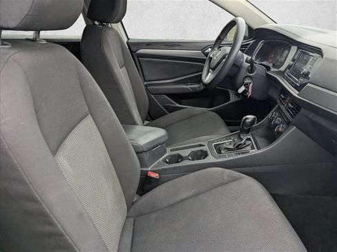 Used 2019 Volkswagen Jetta S image 26