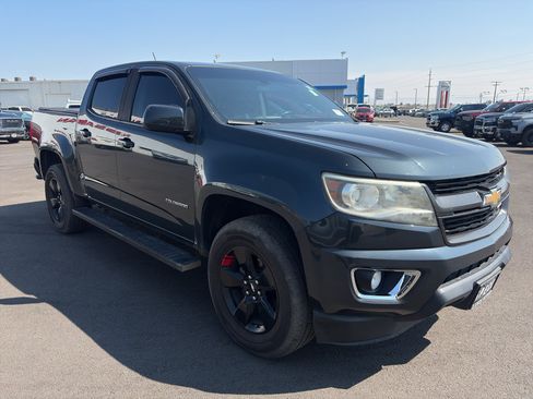 Used 2017 Chevrolet Colorado Z71 AWD/4WD image 7