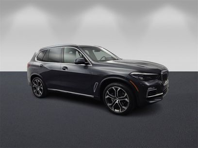Used 2021 BMW X5 xDrive40i w/ Premium Package 2