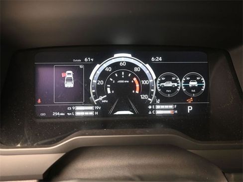 Used 2025 Toyota Tundra Limited image 2