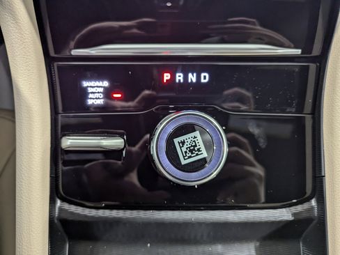 New 2025 Jeep Grand Cherokee Limited image 18