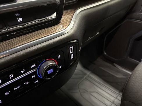 Certified 2024 Chevrolet Silverado 1500 LT image 26