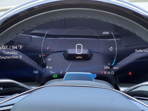 New 2026 Cadillac Lyriq Luxury image 14