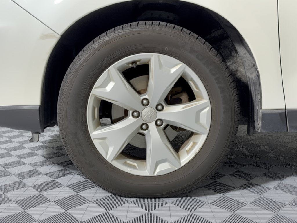 Used 2015 Subaru Forester 2.5i Limited w/ Popular Package #2 AWD/4WD image 13