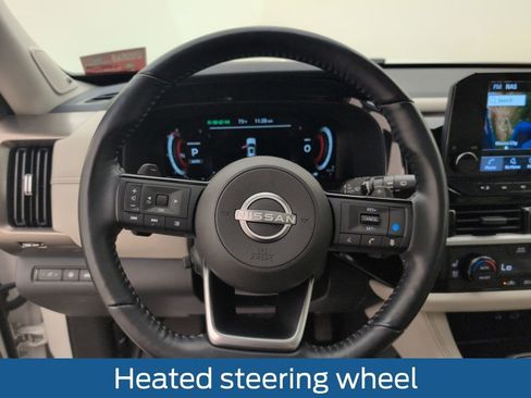 Used 2022 Nissan Pathfinder Platinum w/ Cargo Package image 44