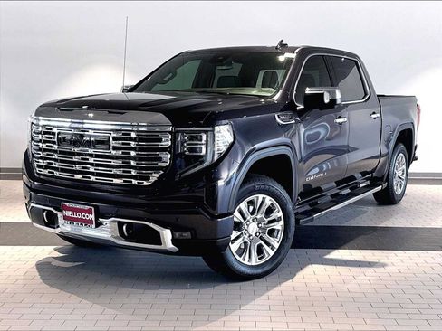 Used 2025 GMC Sierra 1500 Denali RWD image 1
