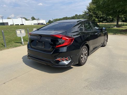 Used 2016 Honda Civic EX image 10