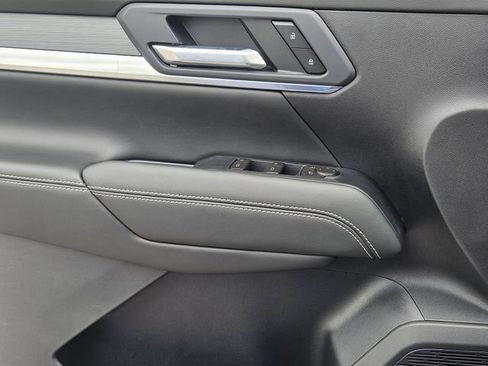 New 2026 GMC Terrain Elevation w/ Black Edition FWD image 17