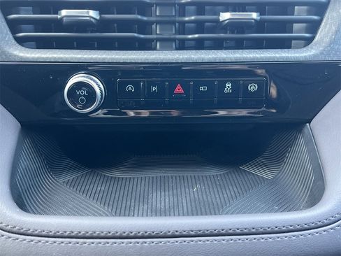 New 2026 Ford Explorer Platinum image 6