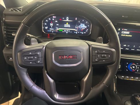 Used 2024 GMC Sierra 1500 AT4 w/ Technology Package AWD/4WD image 20