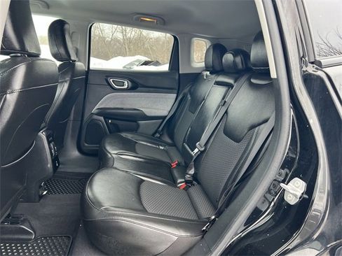 Used 2022 Jeep Compass Latitude w/ Convenience Group image 17