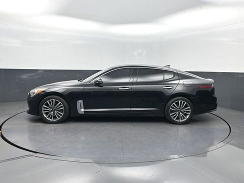 Used 2019 Kia Stinger image 2