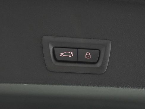 New 2026 BMW X6 xDrive40i w/ Climate Comfort Package image 39