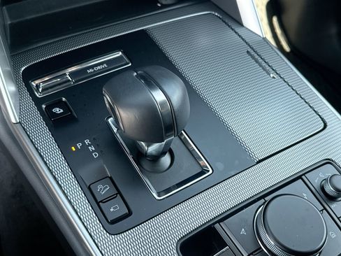 Used 2025 MAZDA CX-70 Plug-In Hybrid w/ Premium Plus image 14