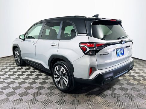 Used 2025 Subaru Forester Touring AWD/4WD image 5