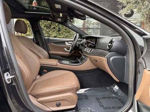 Used 2023 Mercedes-Benz E 450 E 450 image 33