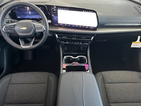 New 2026 Chevrolet Traverse LT FWD image 13