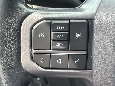 Used 2023 Ford F150 Lariat RWD image 30