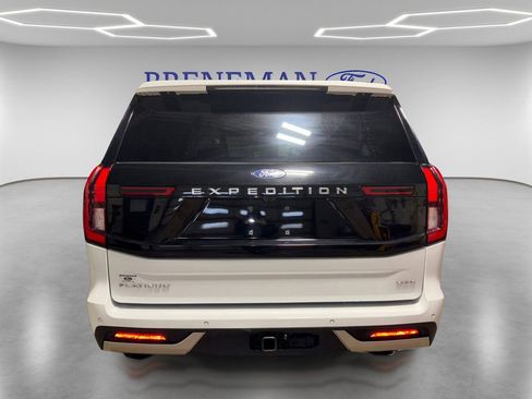 Used 2025 Ford Expedition Max Platinum image 7