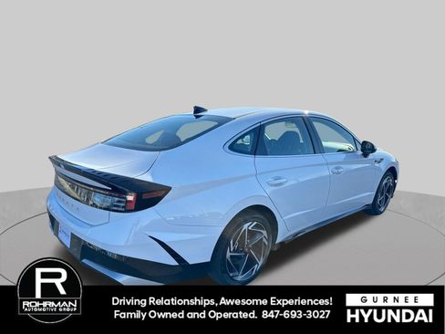 Used 2026 Hyundai Sonata SEL FWD image 9