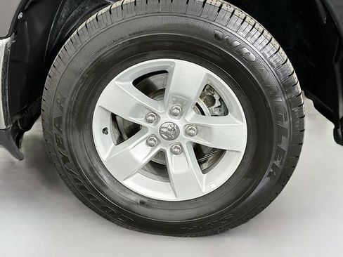 Used 2023 RAM 1500 Classic SLT w/ Trailer & Traction Group image 31